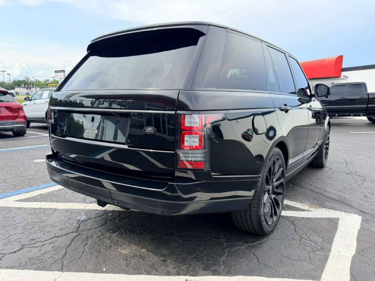 Used 2017 Land Rover Range Rover Supercharged AWD/4WD image 7