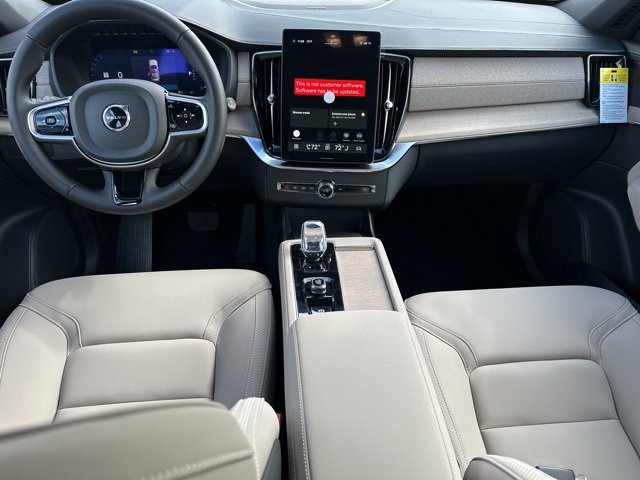 New 2026 Volvo XC90 B6 Plus w/ Protection Package Premier image 11