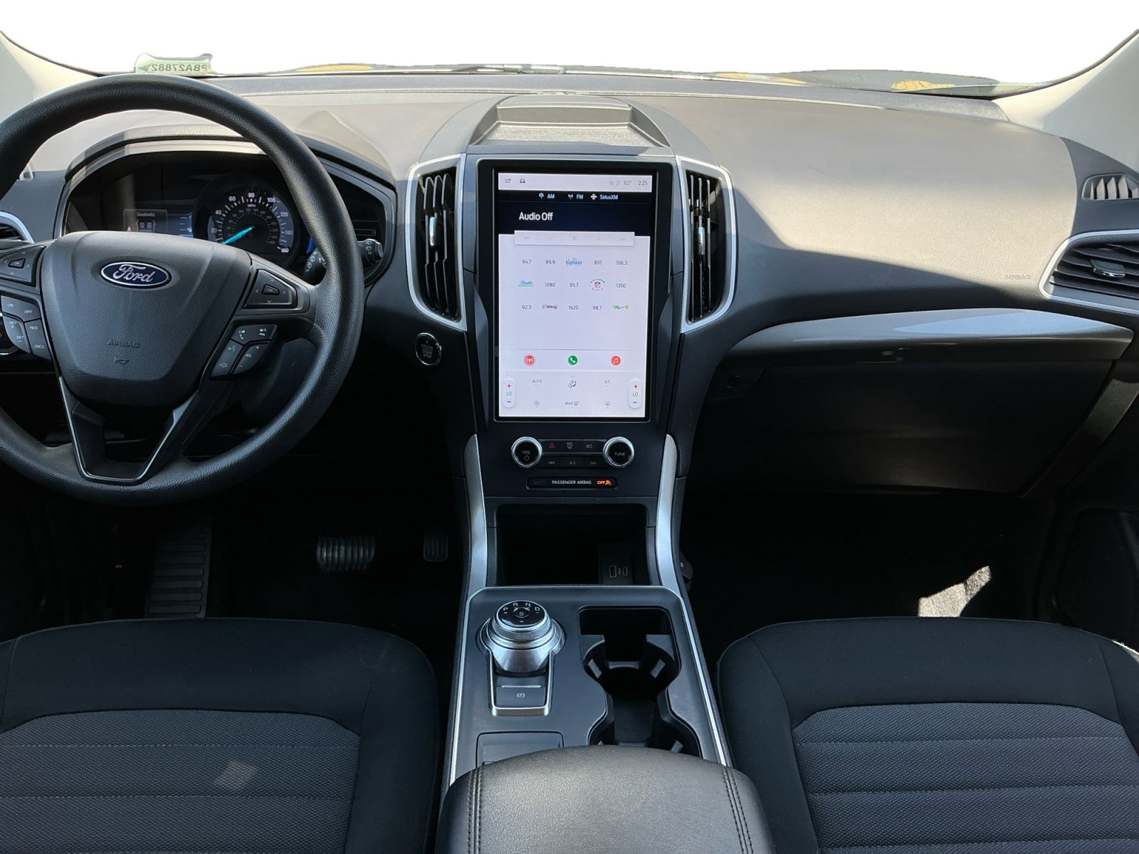 Used 2023 Ford Edge SE AWD/4WD image 10