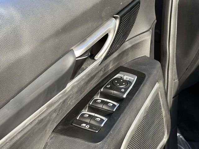 Used 2022 Kia Telluride S image 16