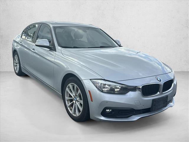 Used 2016 BMW 320i xDrive Sedan AWD/4WD image 3