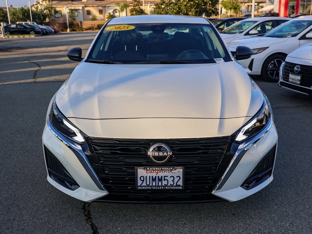 Used 2025 Nissan Altima 2.5 S image 9