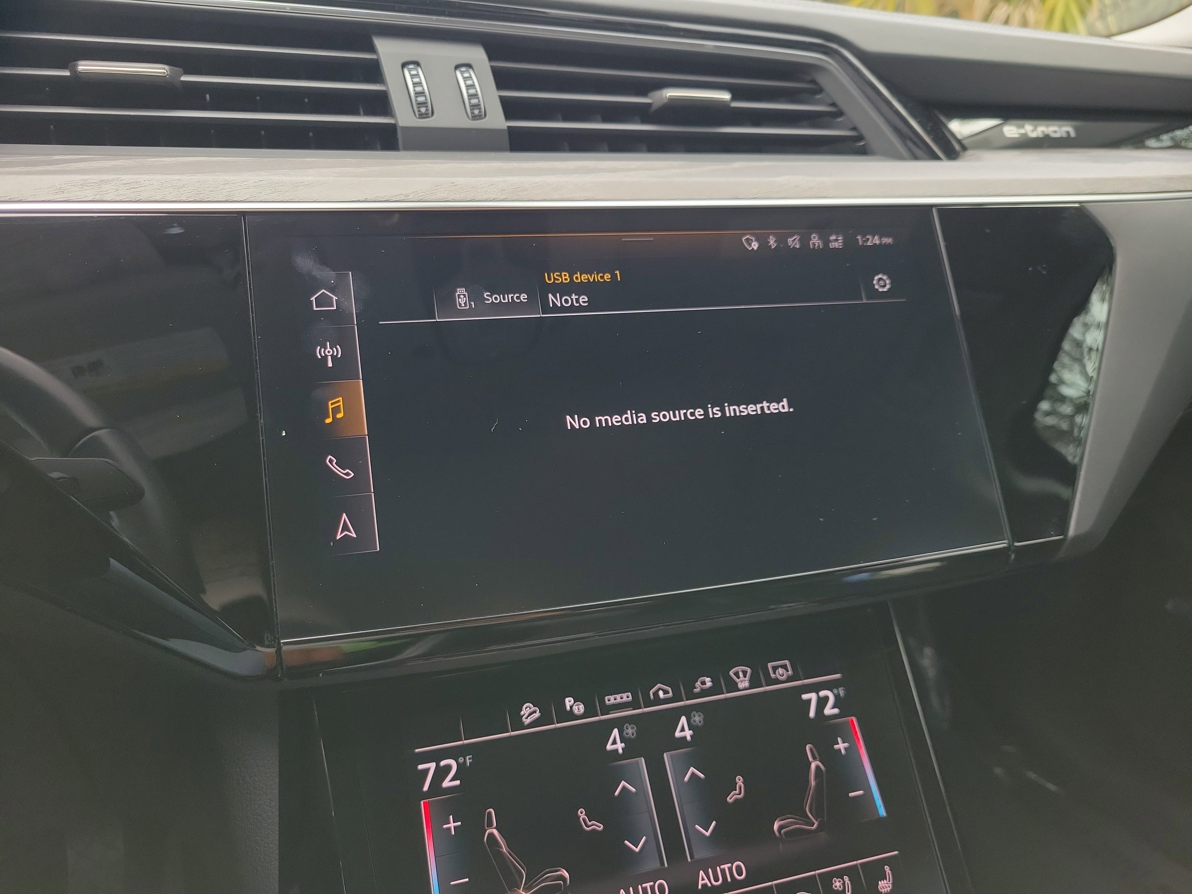 Used 2024 Audi Q8 e-tron Prestige w/ Prestige Package image 24