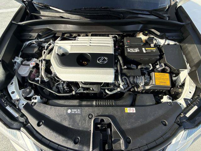 Certified 2022 Lexus UX 200 w/ Premium Package FWD image 27
