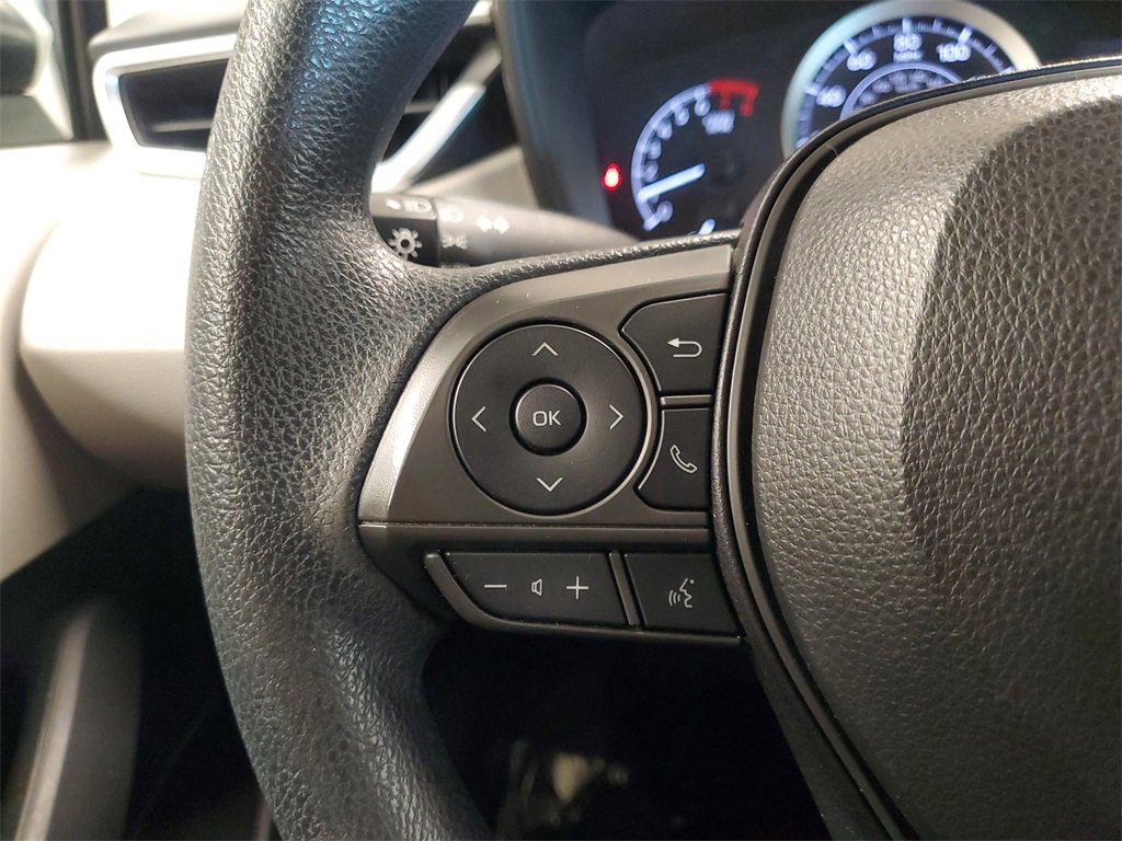 Used 2022 Toyota Corolla LE image 20