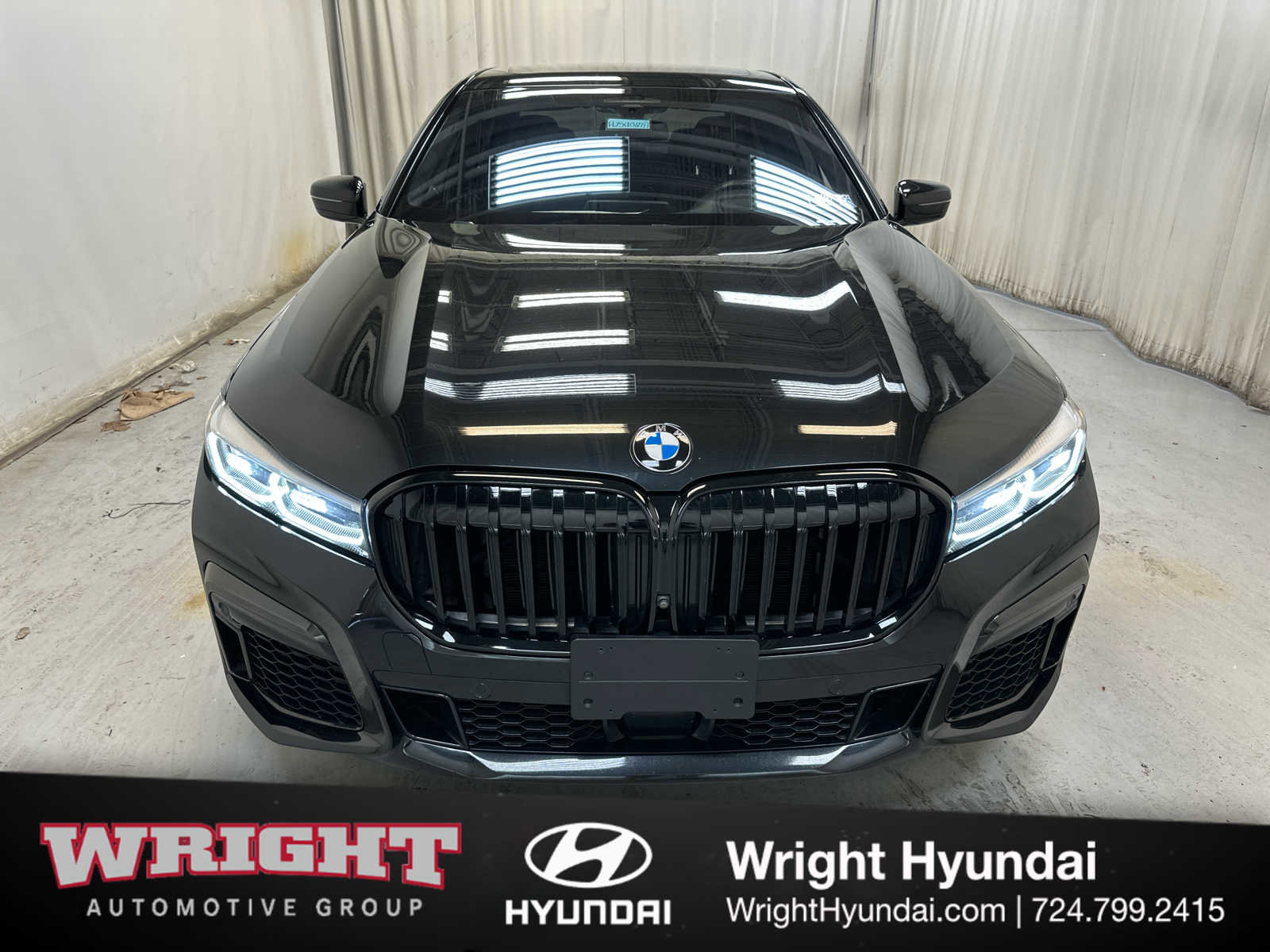 Used 2022 BMW 750i xDrive image 2