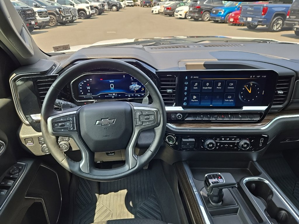 Used 2023 Chevrolet Silverado 1500 RST w/ Z71 Off-Road Package AWD/4WD image 15