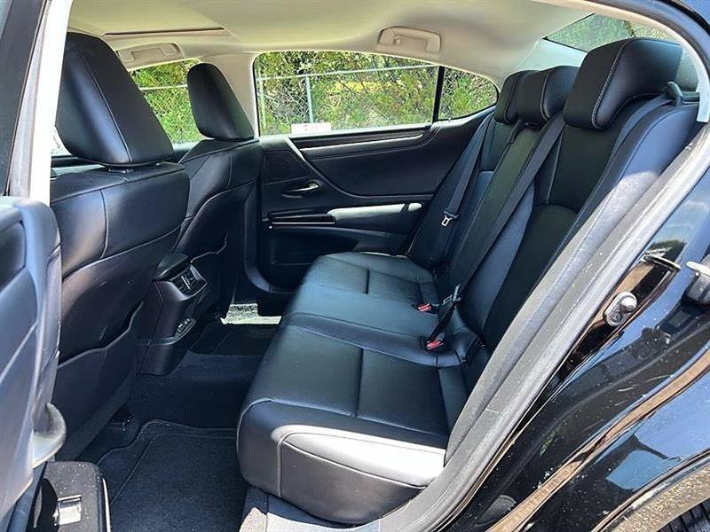 Used 2024 Lexus ES 350 w/ Premium Package FWD image 61