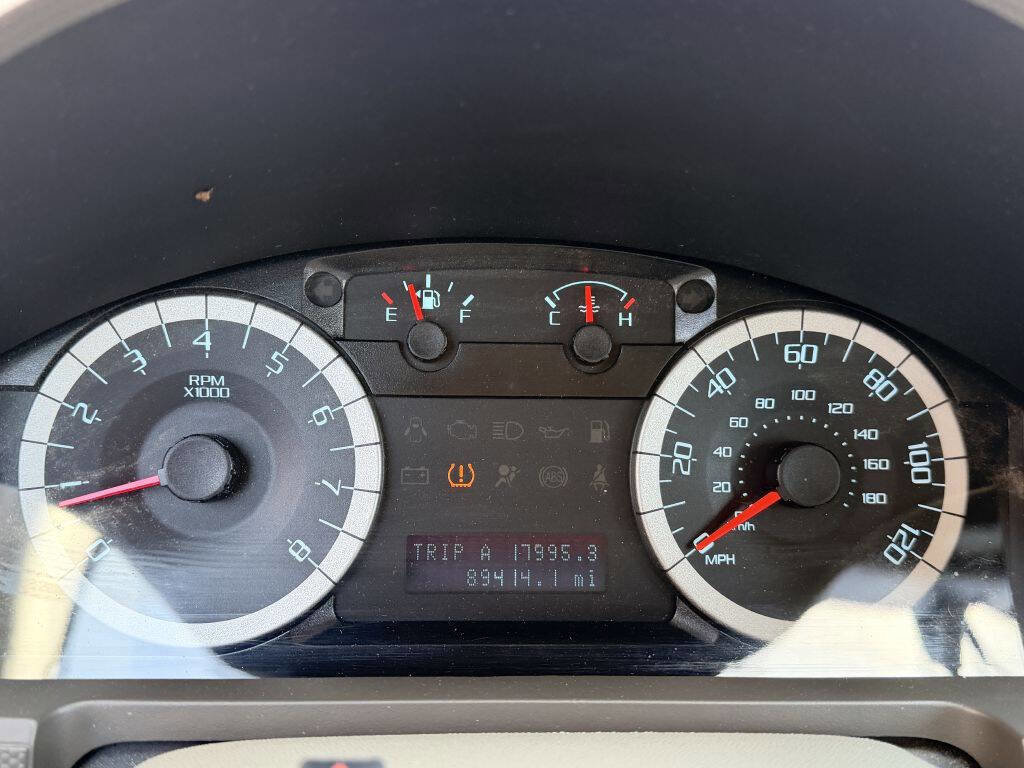 Used 2010 Ford Escape XLT FWD image 17