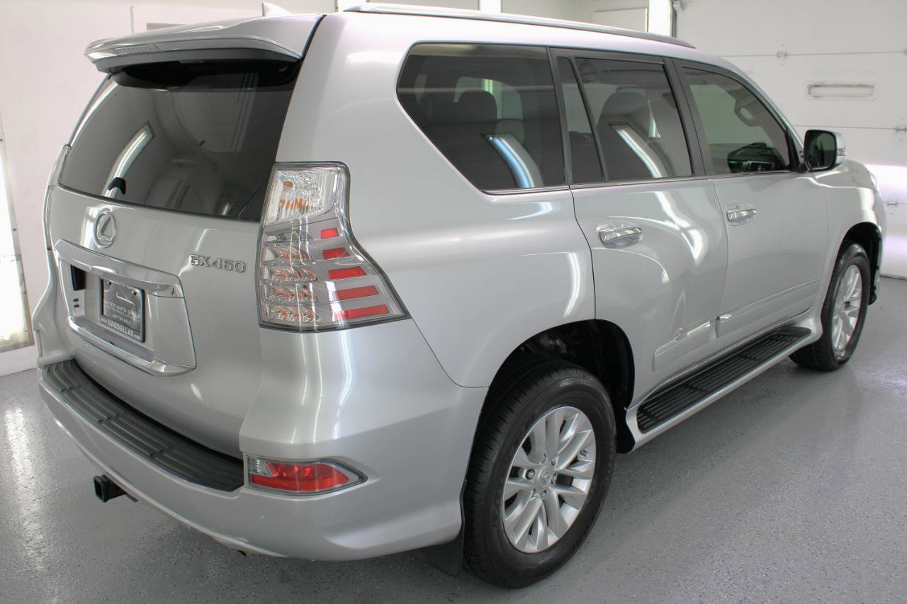 Used 2018 Lexus GX 460 Premium w/ Premium Package AWD/4WD image 9