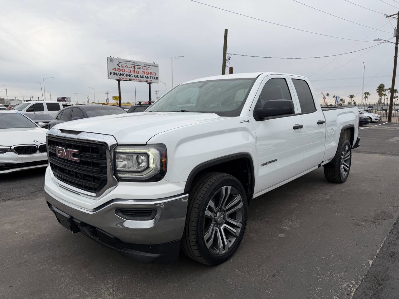 Used 2019 GMC Sierra 1500 Limited w/ Sierra Convenience Package AWD/4WD image 3