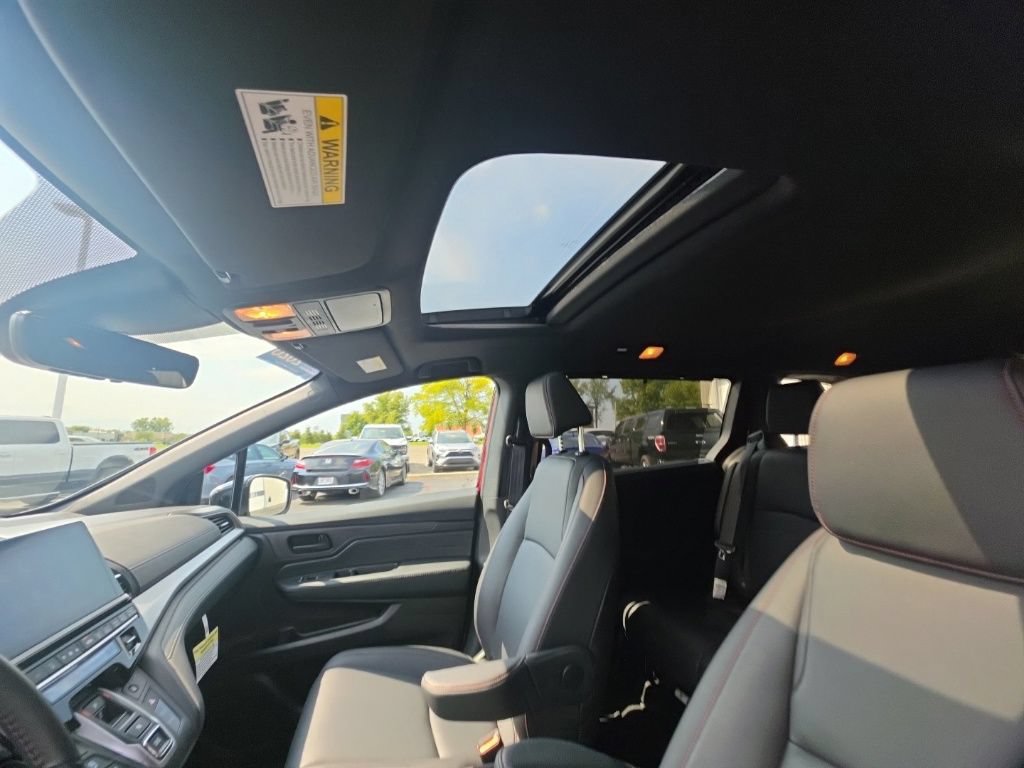 Certified 2026 Honda Odyssey Sport-L image 15