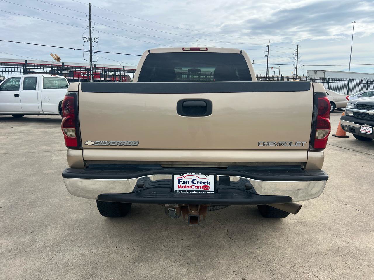 Used 2005 Chevrolet Silverado 2500 LS AWD/4WD image 5