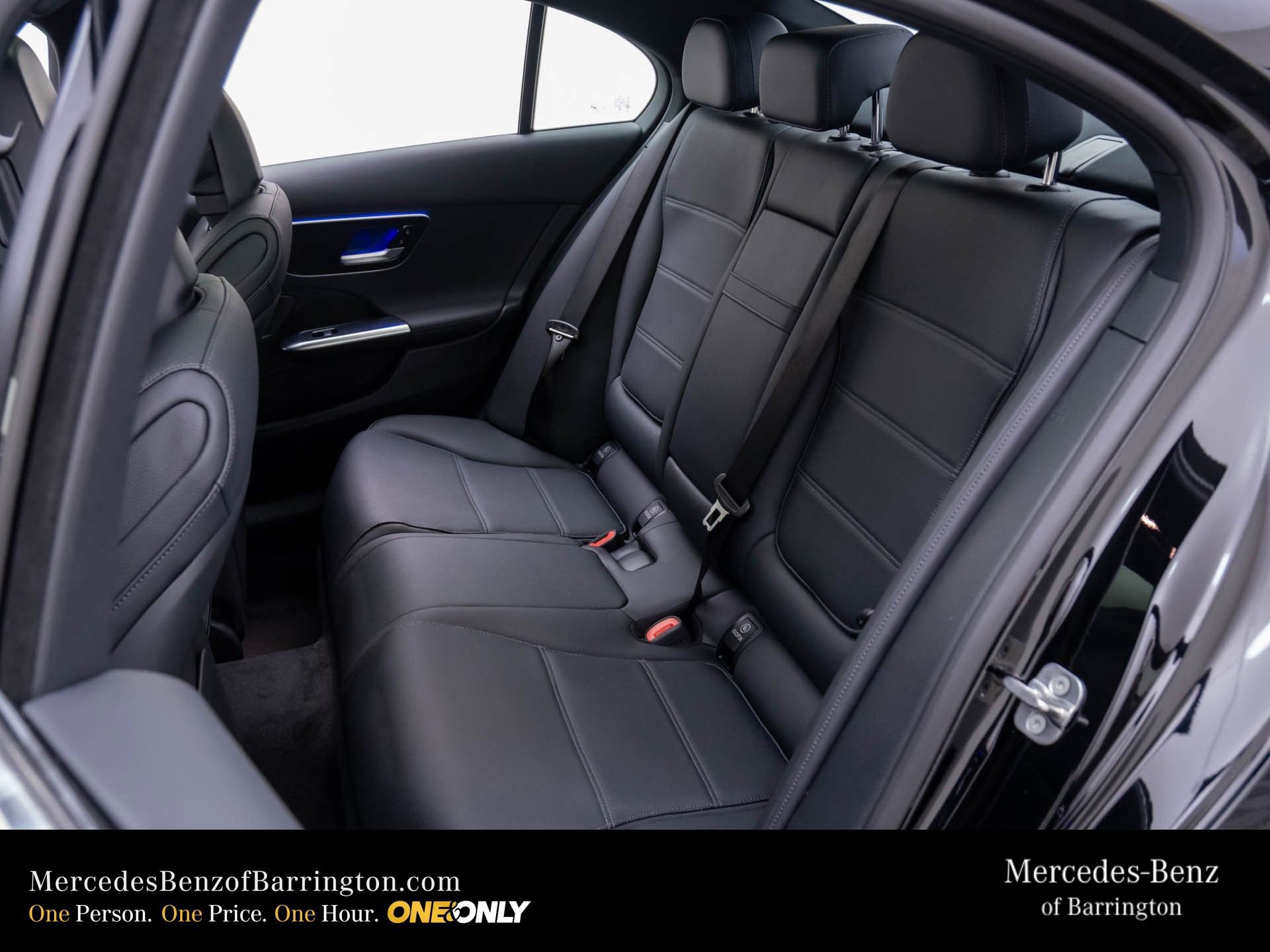 New 2026 Mercedes-Benz C 300 4MATIC Sedan image 18