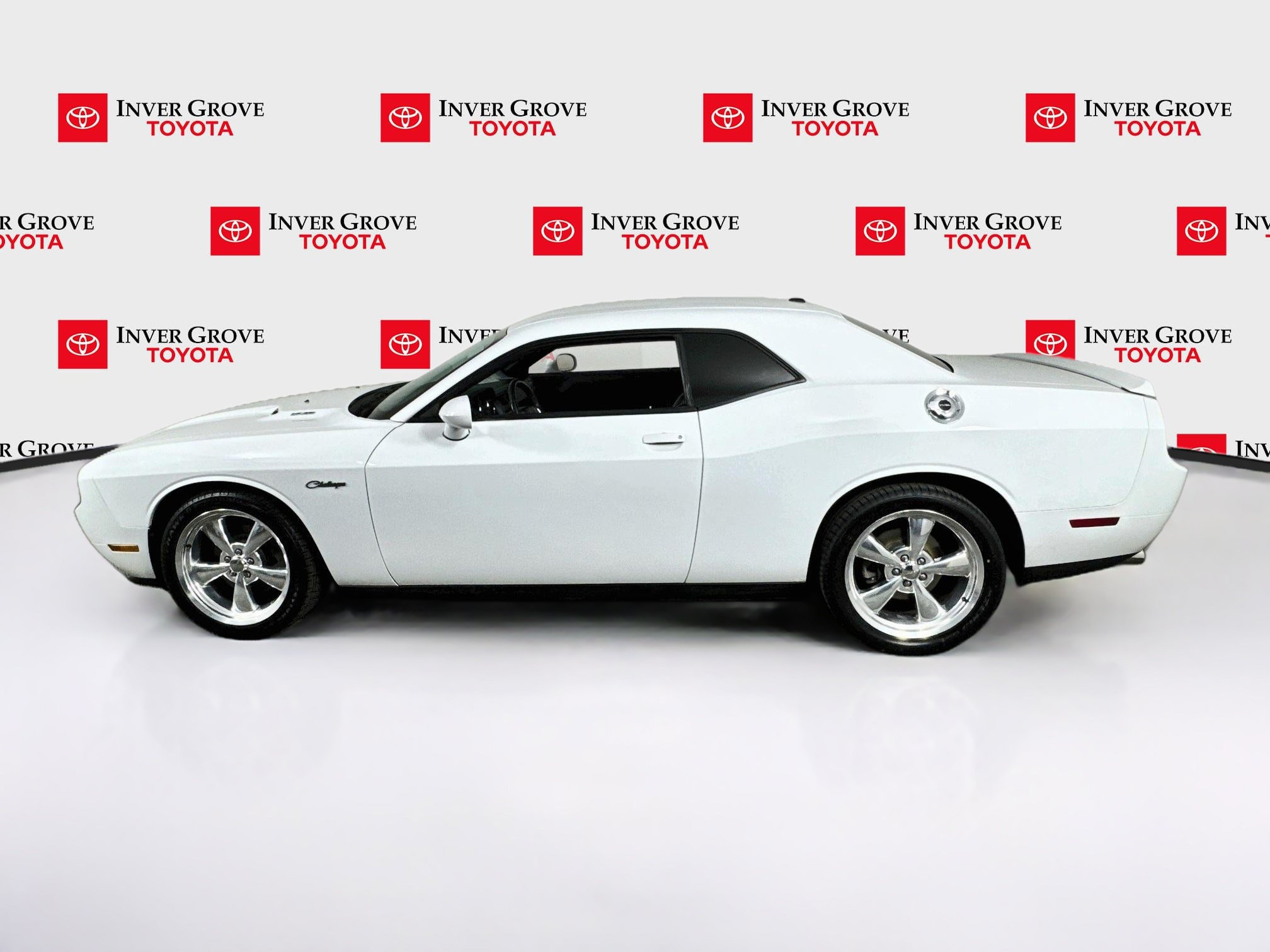 Used 2012 Dodge Challenger R/T RWD image 8