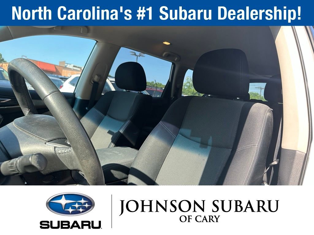 Used 2017 Nissan Pathfinder SV AWD/4WD image 7