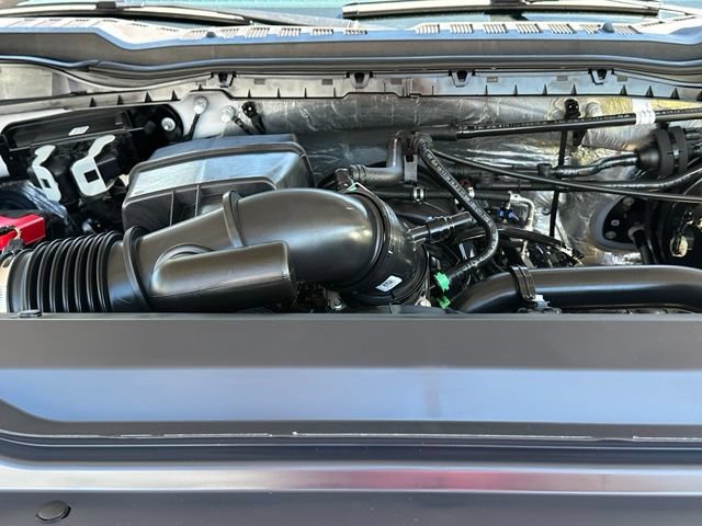 Certified 2025 Ford F250 XLT AWD/4WD image 9
