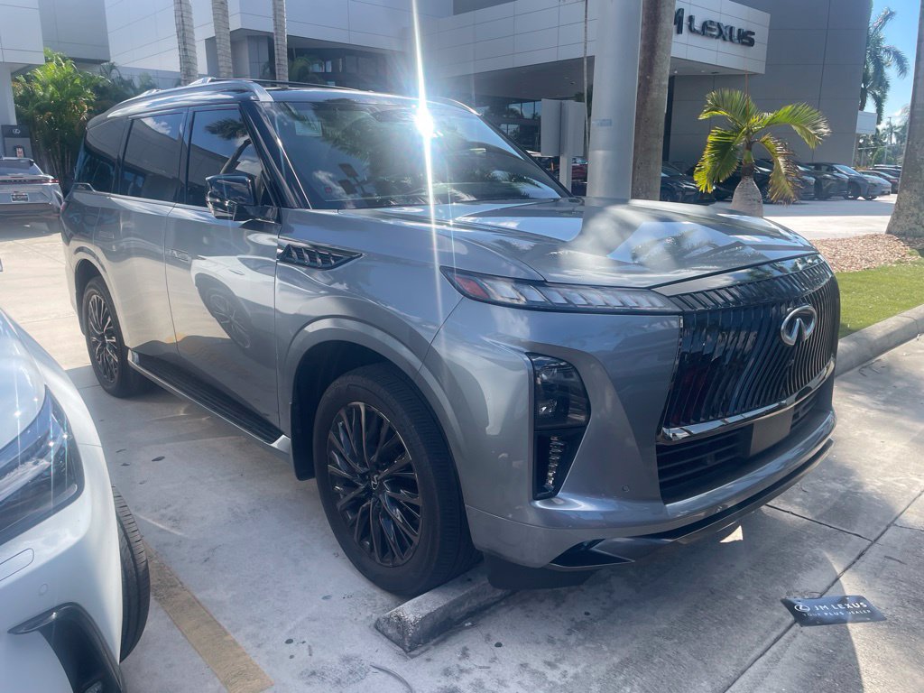 Used 2025 INFINITI QX80 Autograph w/ Autograph Exterior Package