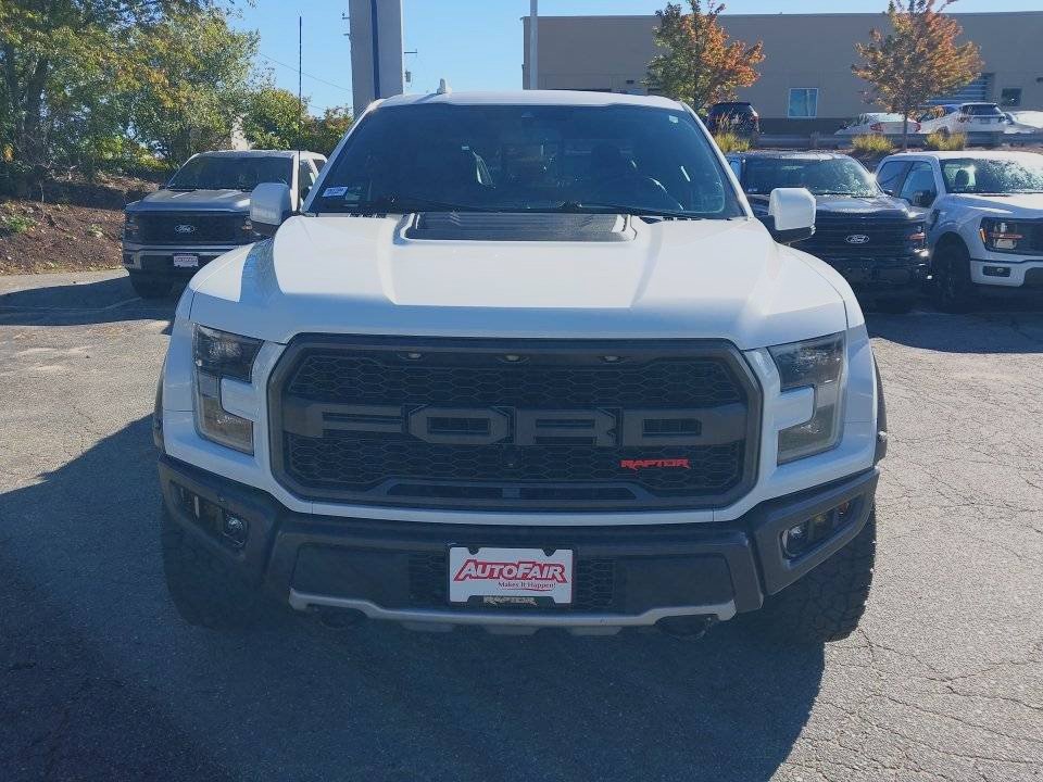 Certified 2019 Ford F150 Raptor w/ Equipment Group 802A Luxury AWD/4WD image 3