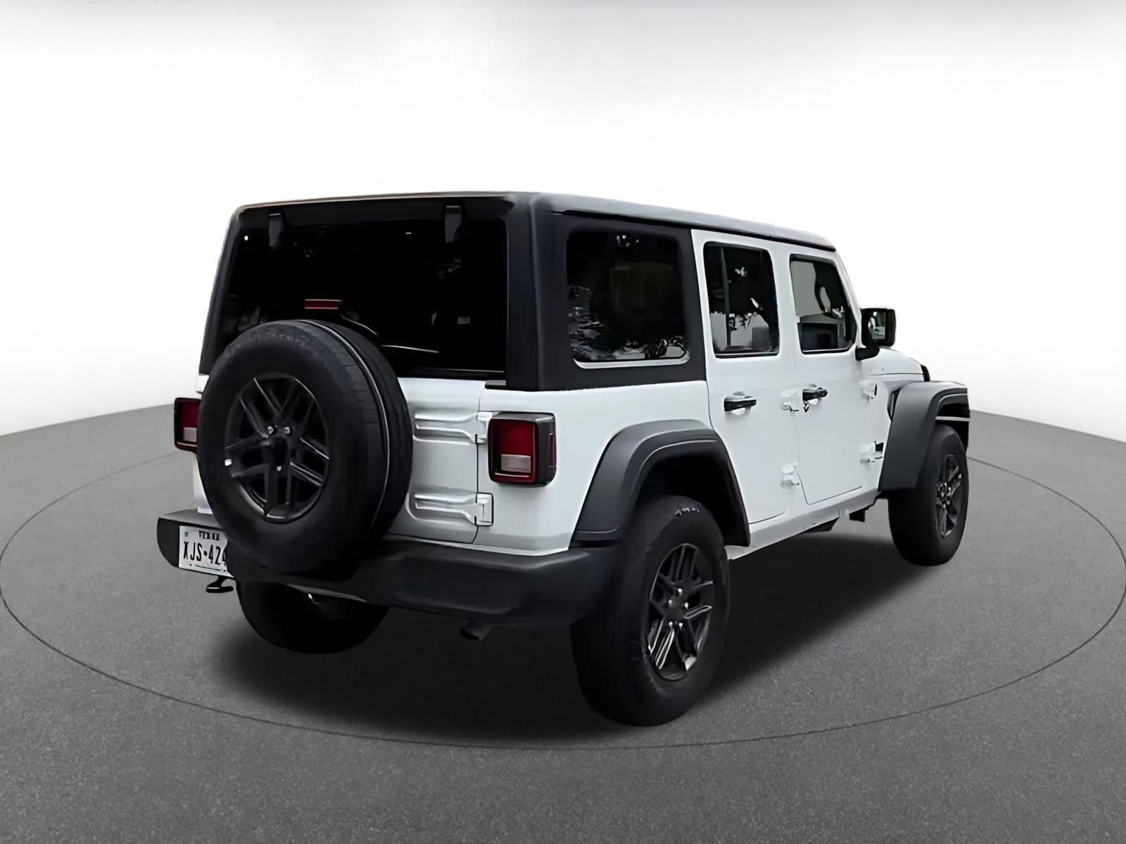 Used 2025 Jeep Wrangler Sport S image 13