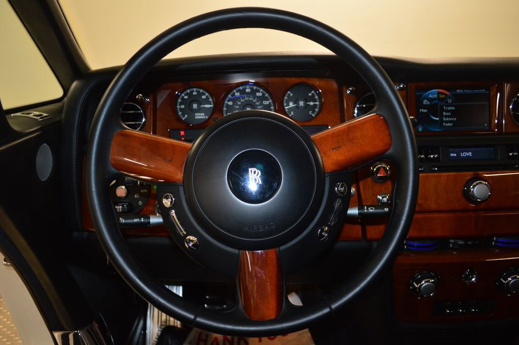 Used 2009 Rolls-Royce Phantom Drophead Coupe RWD image 22