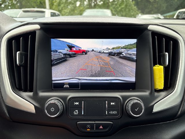 Used 2022 GMC Terrain SLT w/ LPO, Floor Liner Package AWD/4WD image 15