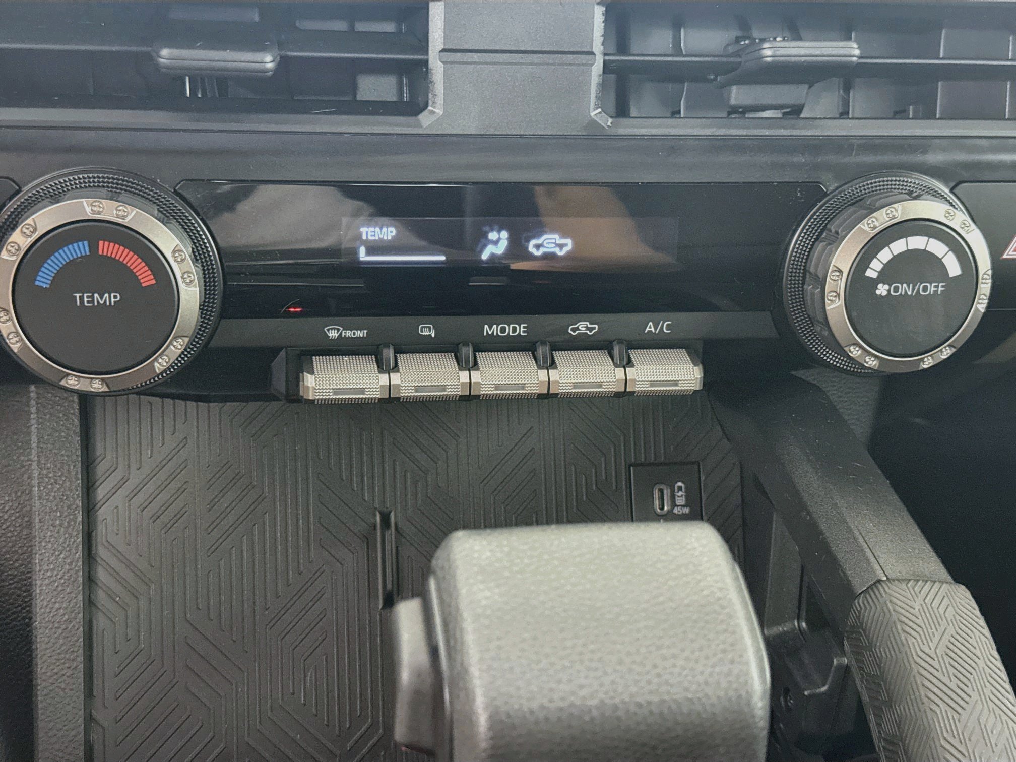 Certified 2025 Toyota Tacoma SR5 AWD/4WD image 16
