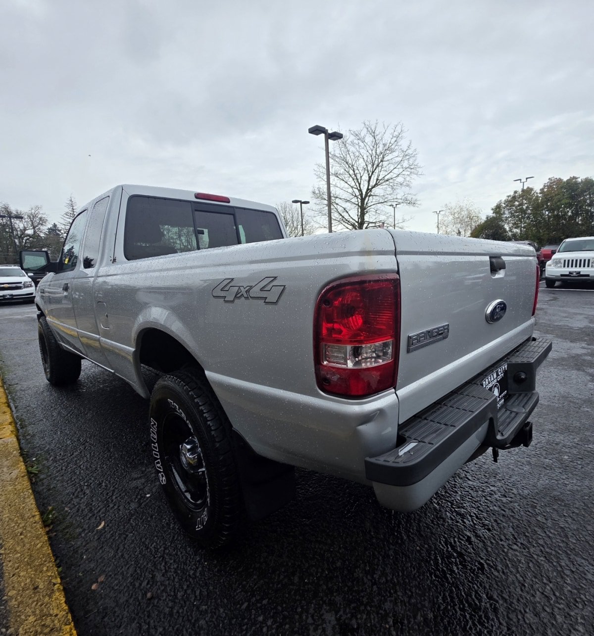 Used 2011 Ford Ranger XLT w/ Payload Pkg 2 AWD/4WD image 9