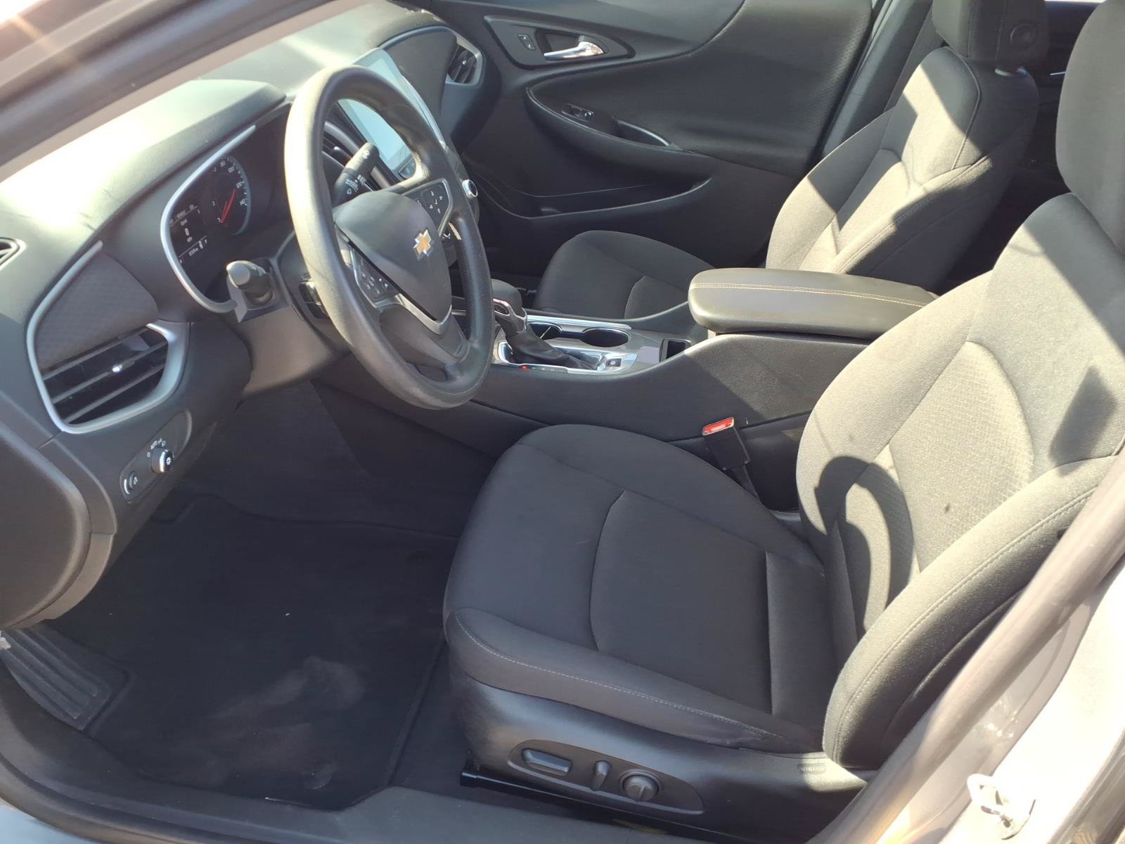 Used 2023 Chevrolet Malibu LT FWD image 11