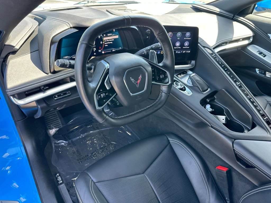 Used 2023 Chevrolet Corvette Stingray Preferred Cpe w/ Body-Color Dual Roof Package RWD image 9