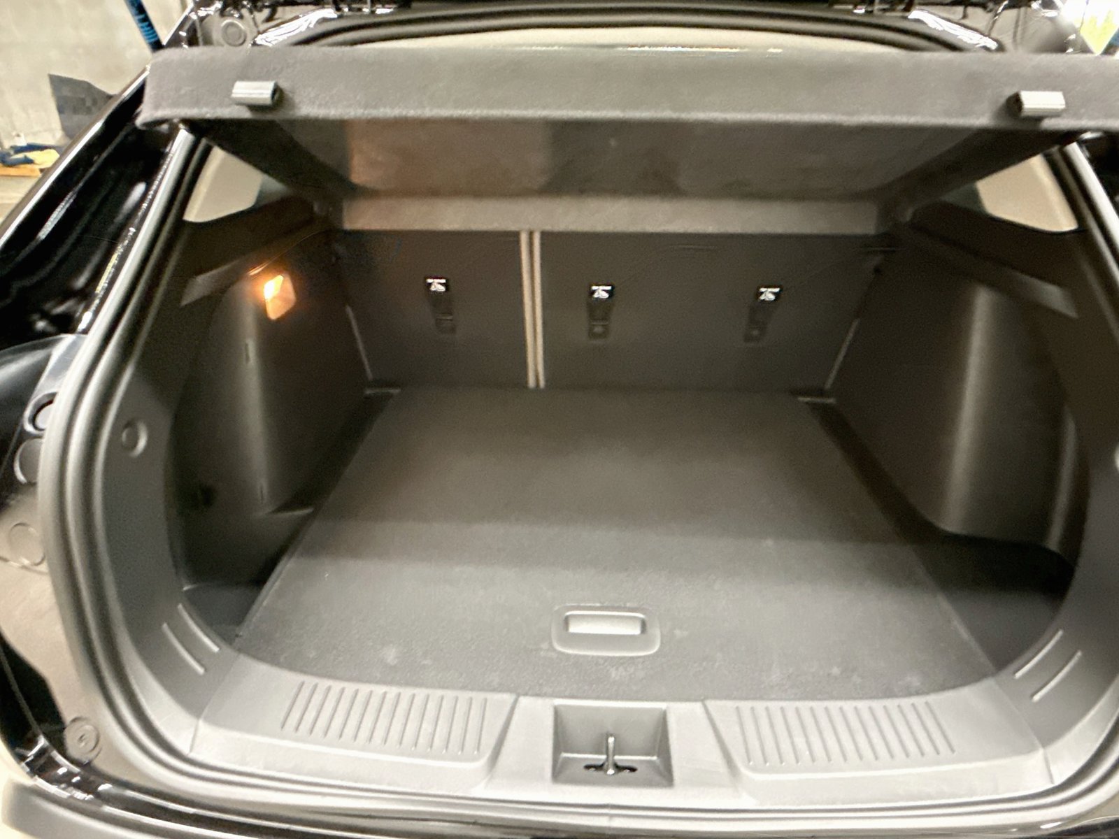 New 2026 Chevrolet Trax ACTIV w/ Sunroof Package FWD image 29