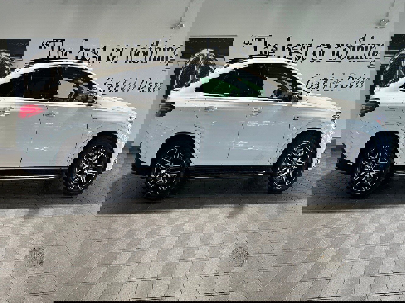 Used 2026 Mercedes-Benz GLE 53 AMG 4MATIC image 3