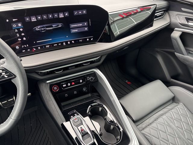 New 2025 Audi SQ5 Premium Plus w/ Premium Plus Package image 31