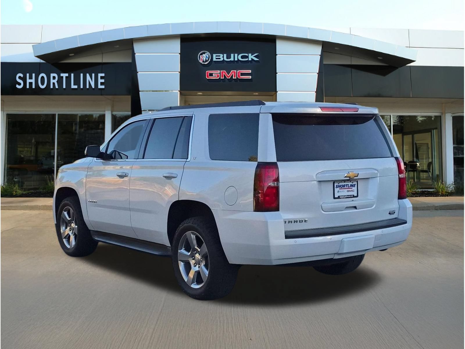 Used 2016 Chevrolet Tahoe LT AWD/4WD image 5