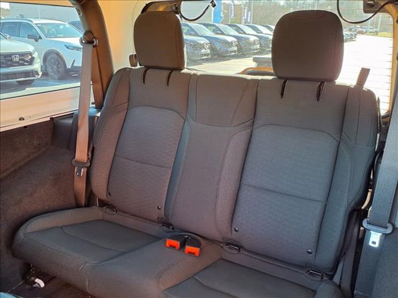 Used 2021 Jeep Wrangler Sport S image 10
