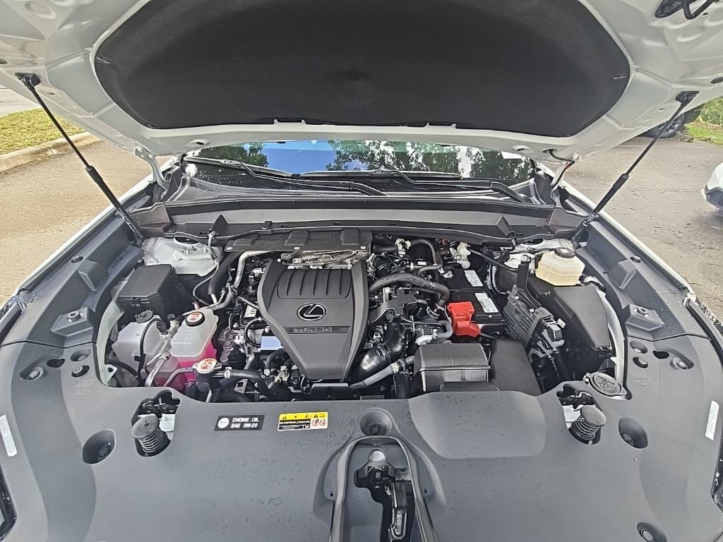Used 2025 Lexus TX 350 AWD w/ Technology Package image 34