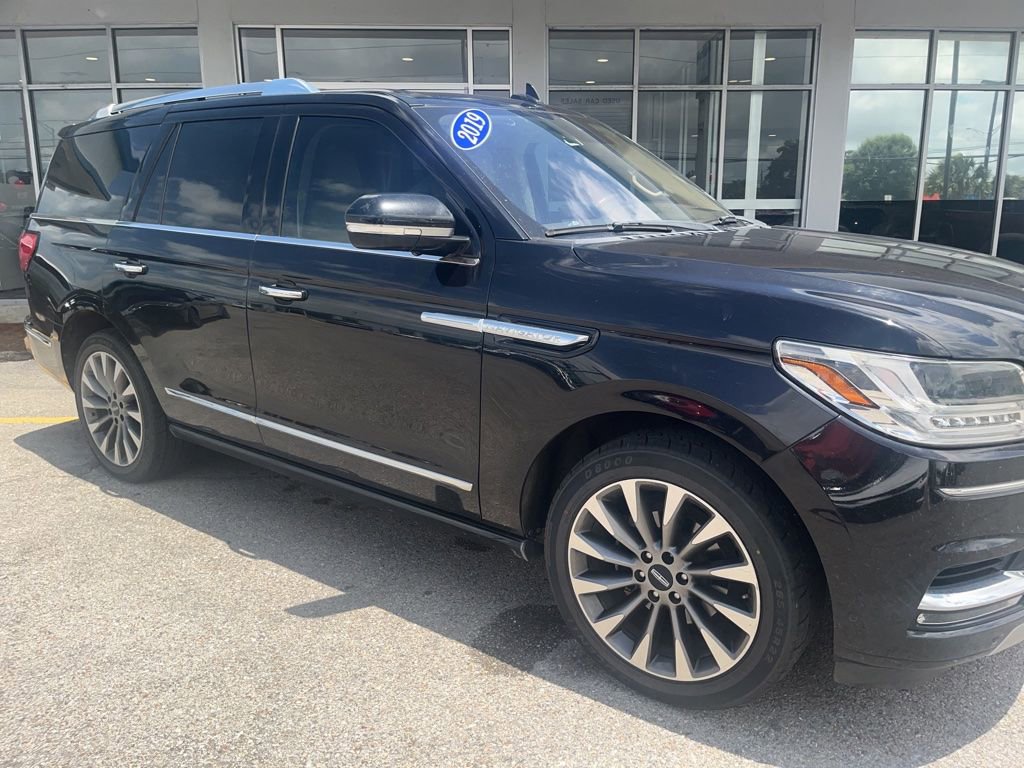 Used 2019 Lincoln Navigator Select w/ Technology Package RWD image 7
