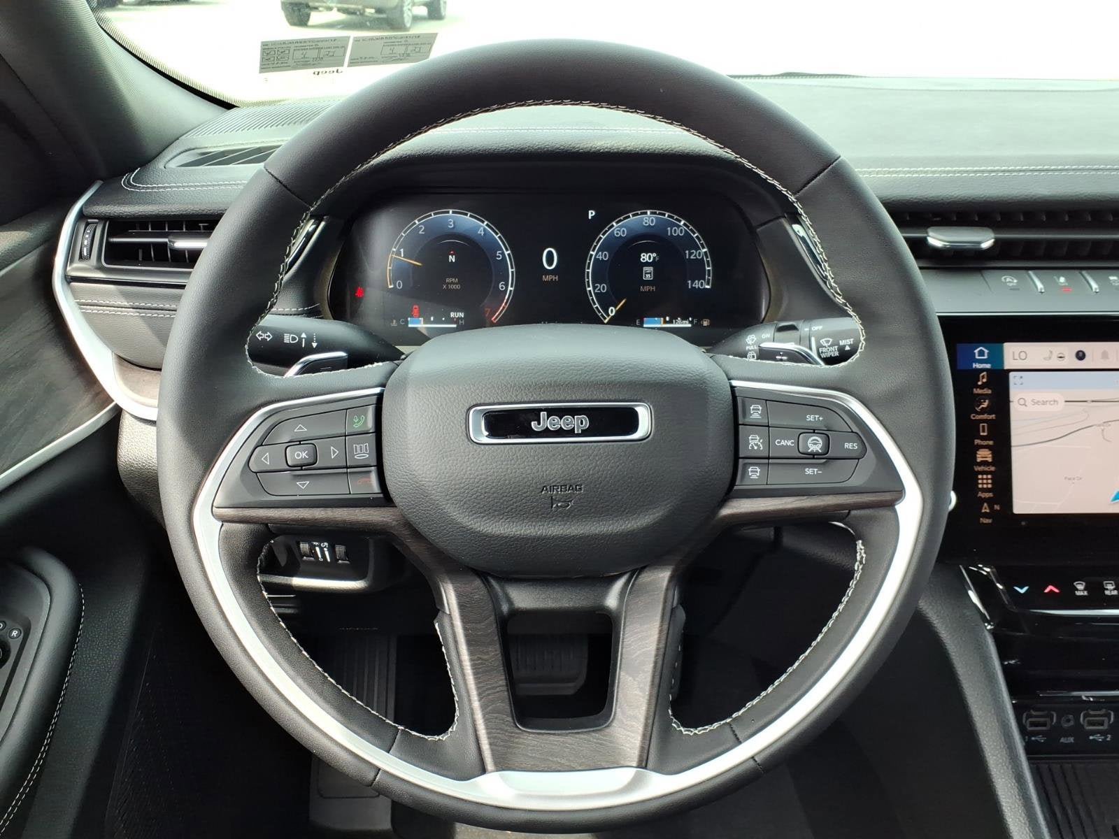 New 2026 Jeep Grand Cherokee Altitude AWD/4WD image 11