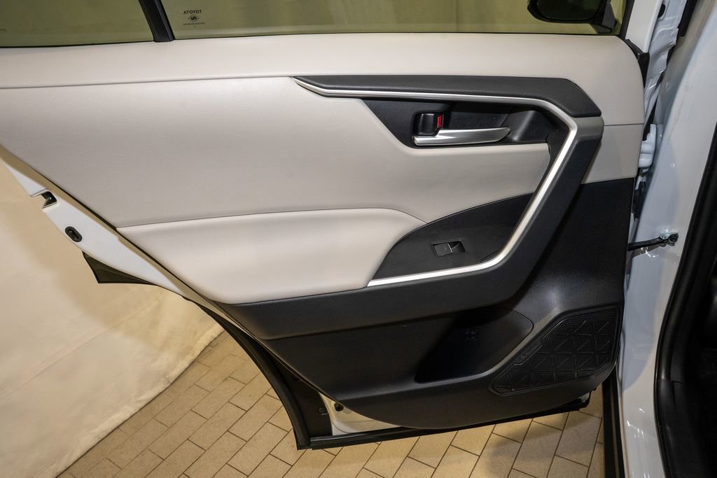 Used 2024 Toyota RAV4 XLE Premium image 11