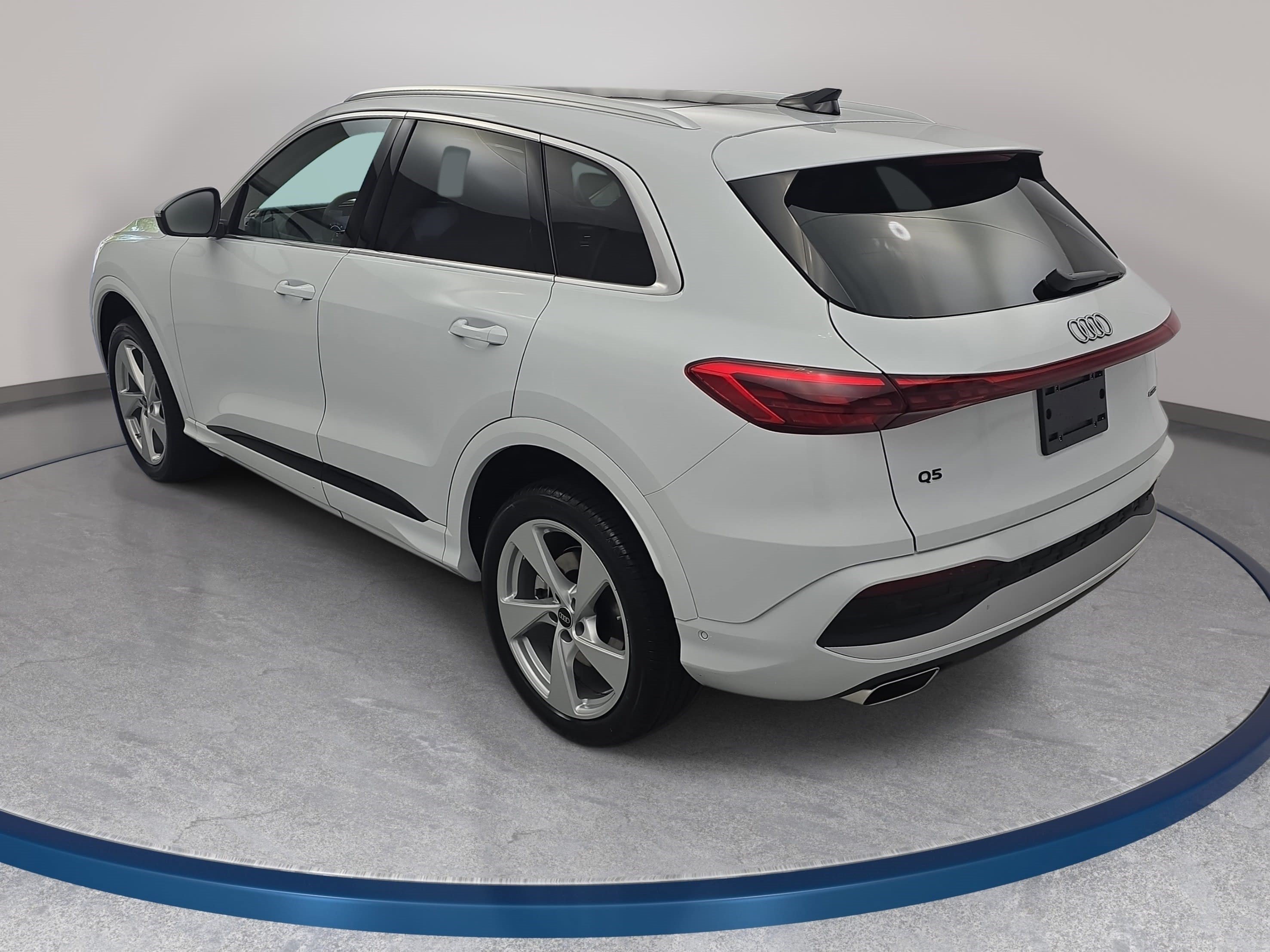 New 2026 Audi Q5 Premium Plus AWD/4WD image 7