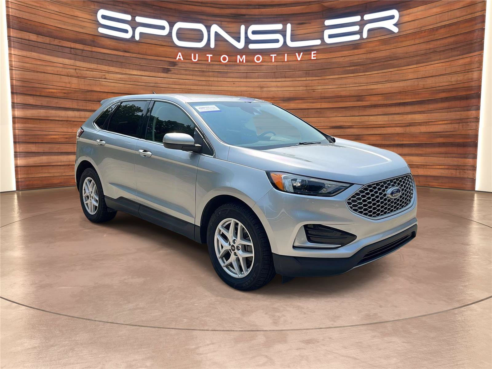 Used 2023 Ford Edge SEL AWD/4WD image 10