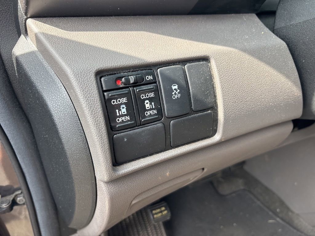 Used 2014 Honda Odyssey EX image 17