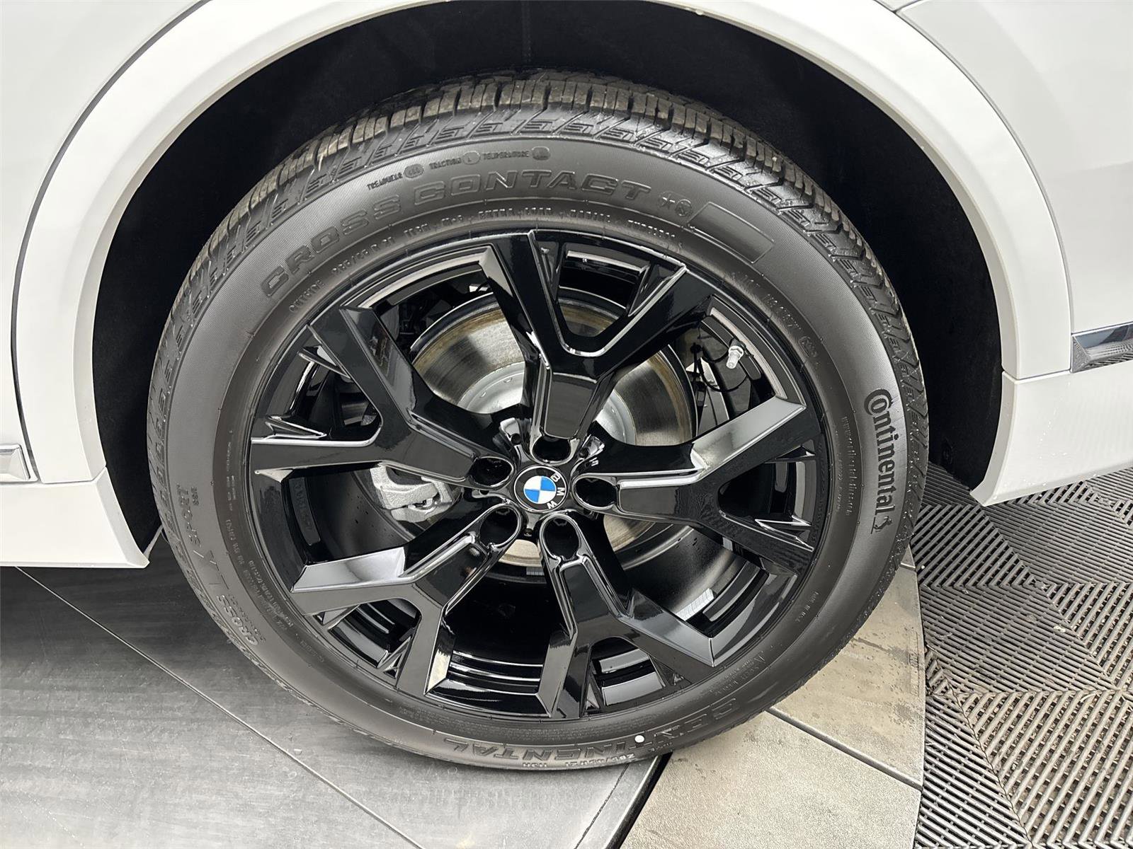 New 2026 BMW X7 xDrive40i image 27