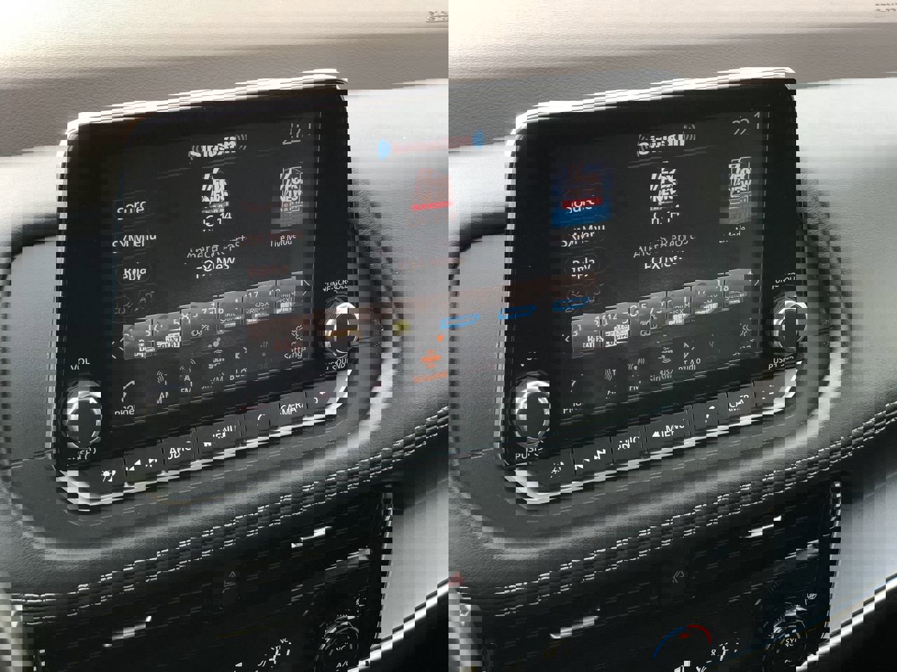 Used 2022 Nissan Rogue SV w/ SV Premium Package image 20