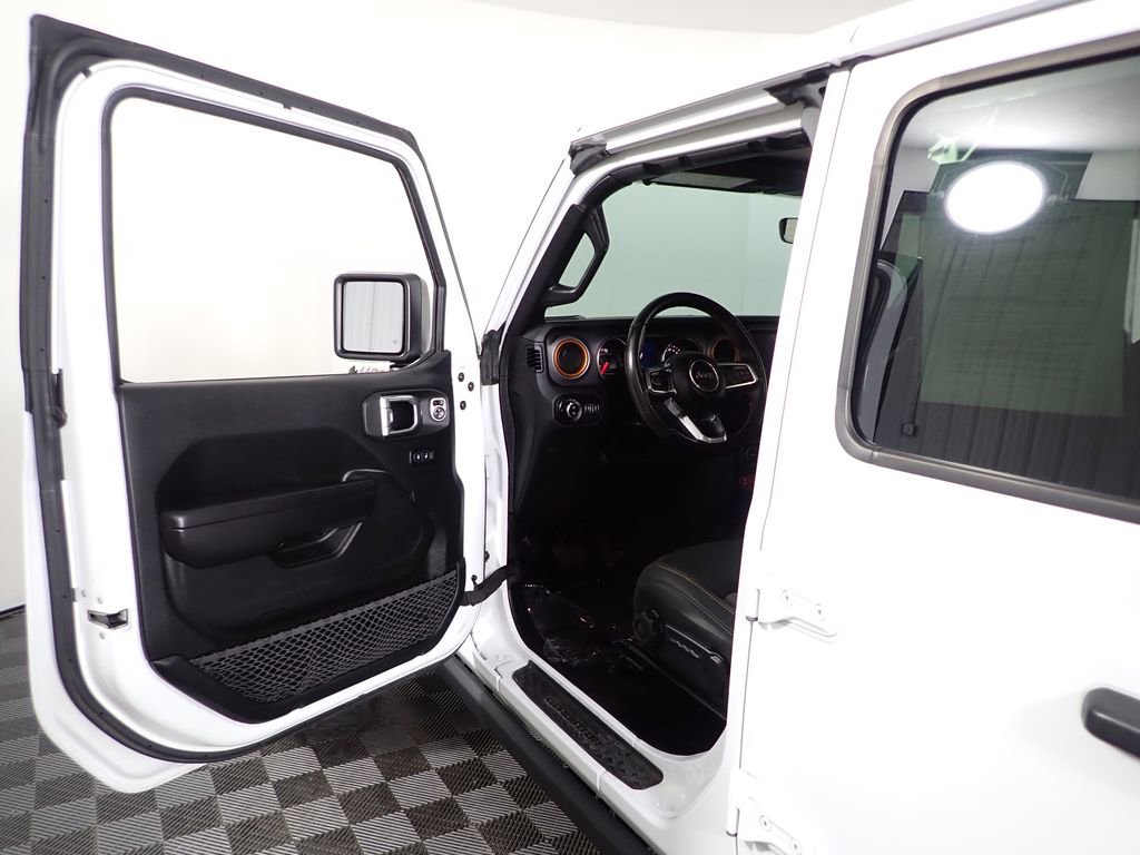 Used 2020 Jeep Gladiator Mojave w/ Dual Top Group AWD/4WD image 22