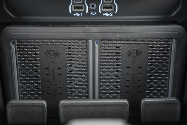 New 2026 RAM 3500 Laramie AWD/4WD image 36