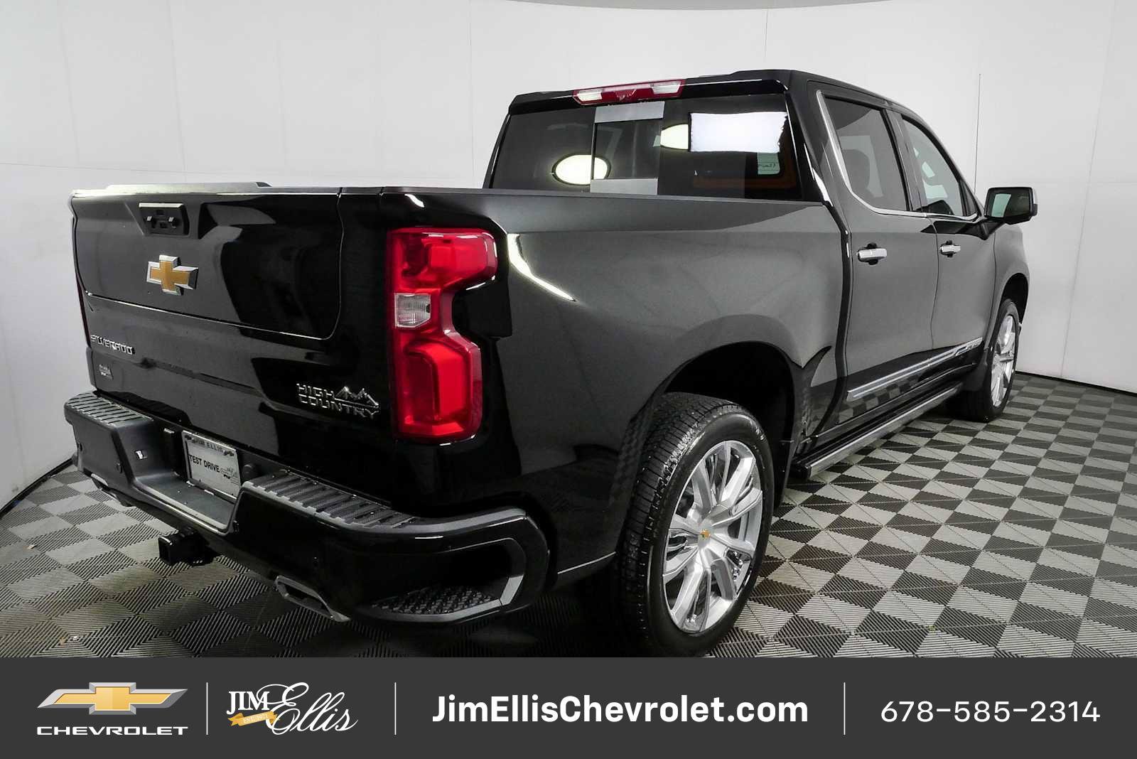 New 2026 Chevrolet Silverado 1500 High Country AWD/4WD image 3