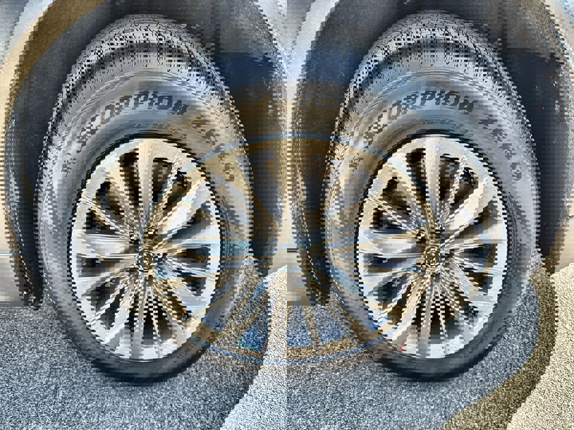 Used 2024 MAZDA CX-90 Plug-In Hybrid w/ Preferred image 32