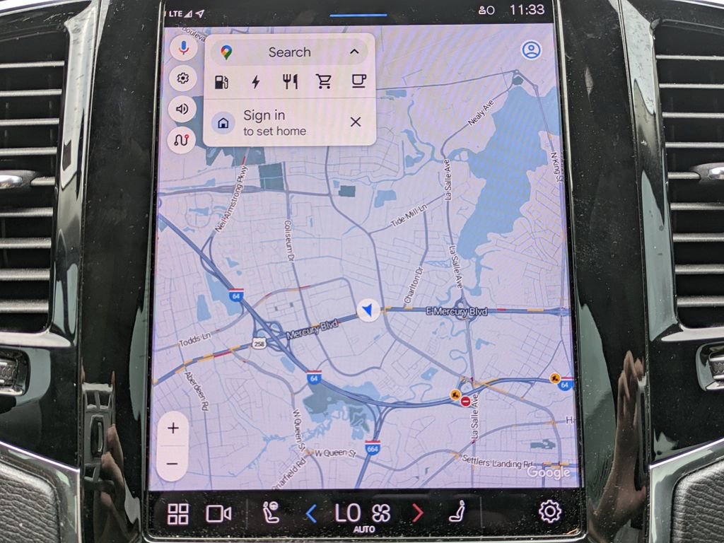 Certified 2023 Volvo XC90 T8 Plus w/ Protection Package Premier image 21