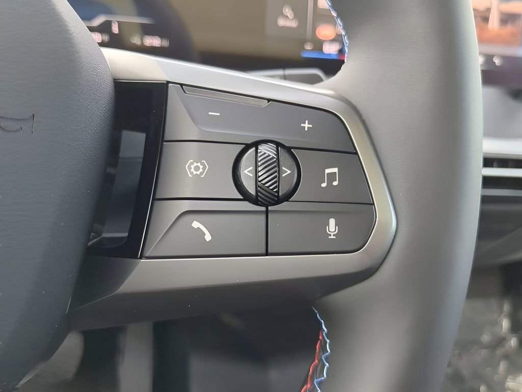 New 2025 BMW iX M60 image 27